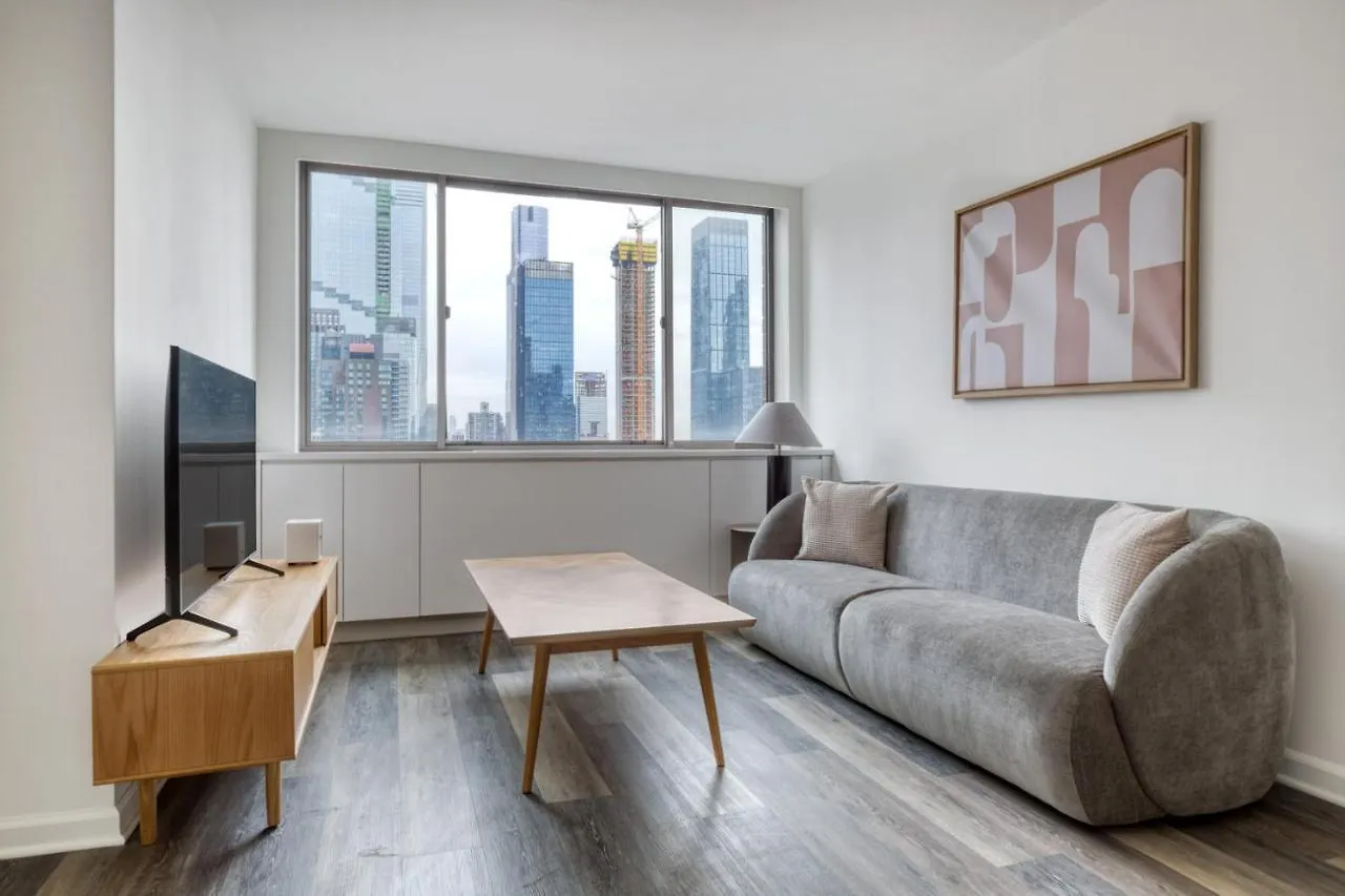 Ferienwohnung Midtown West 2Br W Doorman Gym Wd Nr Times Sq Nyc-1068 New York
