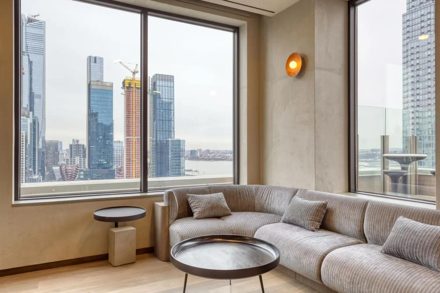 Ferienwohnung Midtown West 2Br W Doorman Gym Wd Nr Times Sq Nyc-1068 New York USA