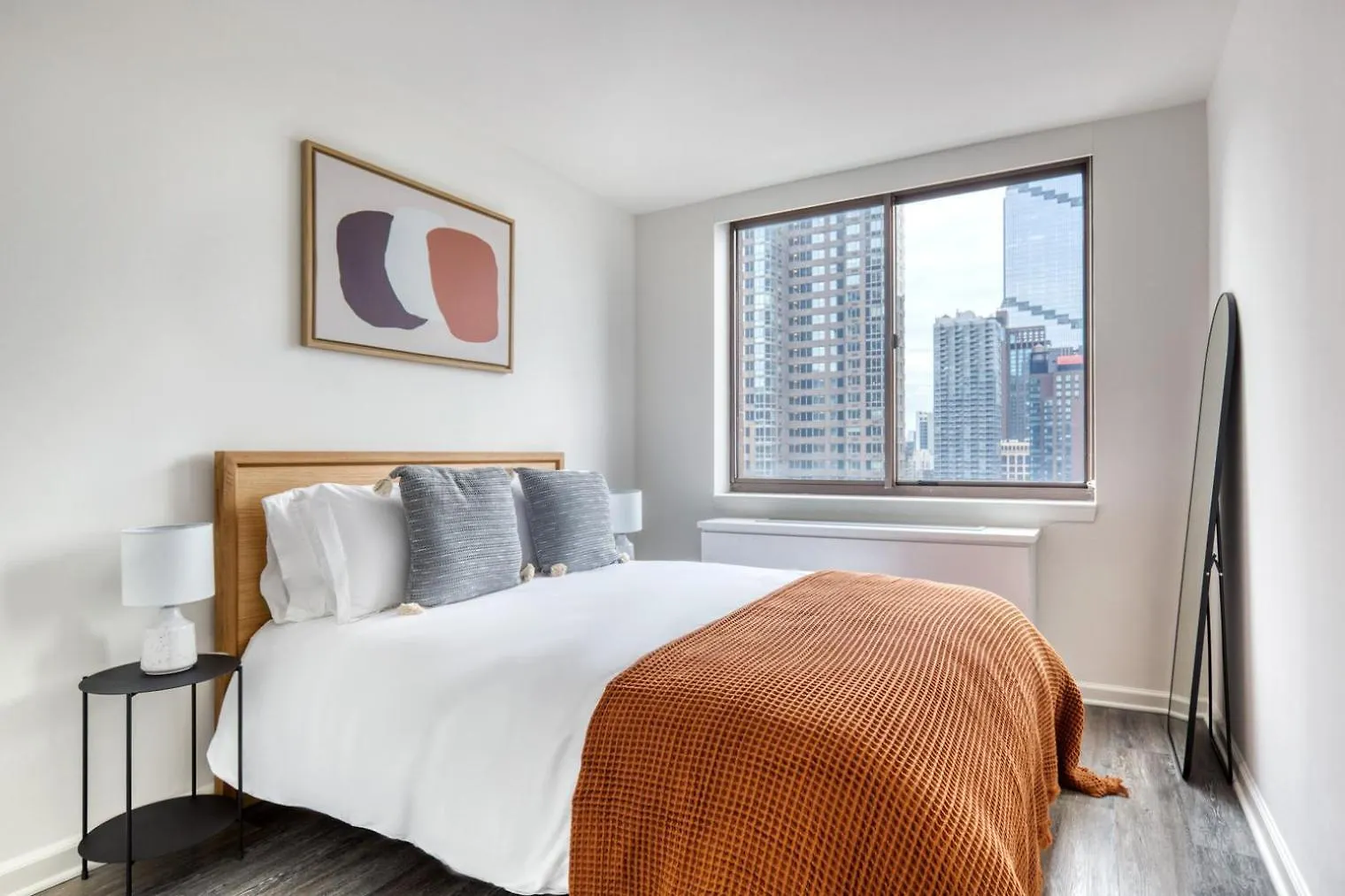 Ferienwohnung Midtown West 2Br W Doorman Gym Wd Nr Times Sq Nyc-1068 New York